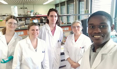 Eyram with his research laboratory colleagues; © Jan Meyer, BASt